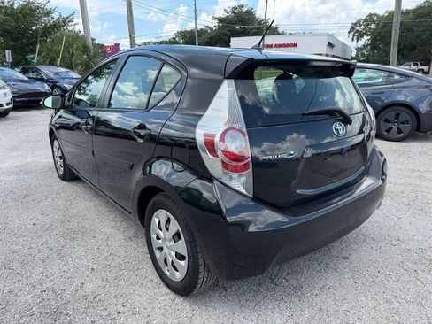 Used 2012 Toyota Prius C One FWD image 6