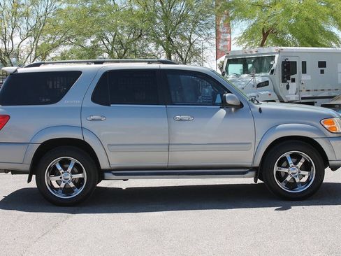 Used 2003 Toyota Sequoia Limited RWD image 9