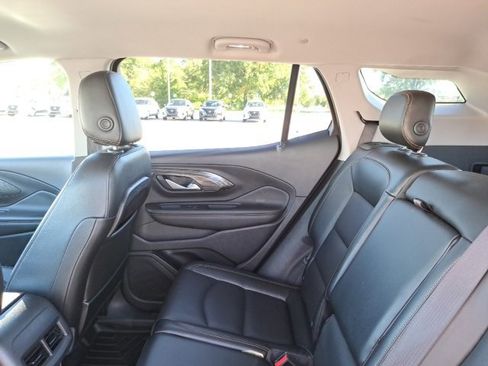 Used 2020 GMC Terrain SLT image 13