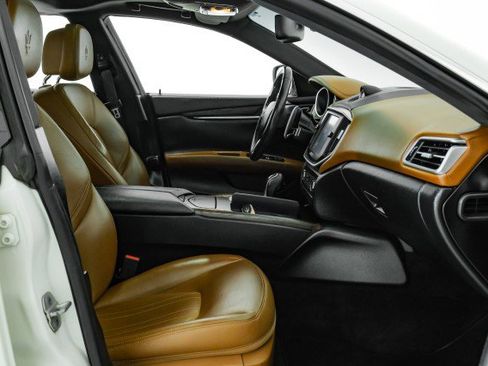 Used 2016 Maserati Ghibli S Q4 image 31