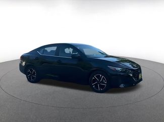 Used 2025 Nissan Sentra SV FWD video 2