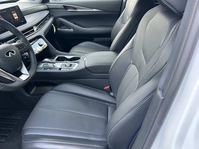 Certified 2027 INFINITI QX60 Luxe w/ Cargo Package AWD/4WD image 16