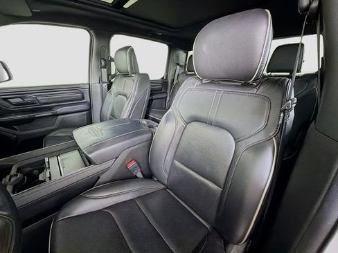 Used 2022 RAM 1500 Limited AWD/4WD image 11