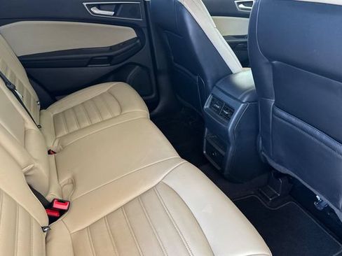 Used 2022 Ford Edge SEL AWD/4WD image 18