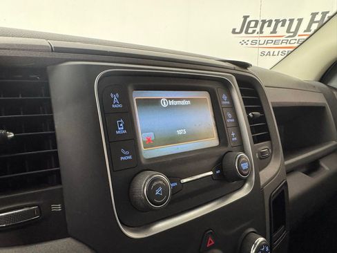 Used 2018 RAM 2500 Tradesman w/ Chrome Appearance Group AWD/4WD image 20
