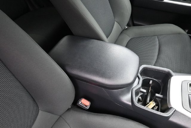 Used 2025 Toyota RAV4 LE AWD/4WD image 34