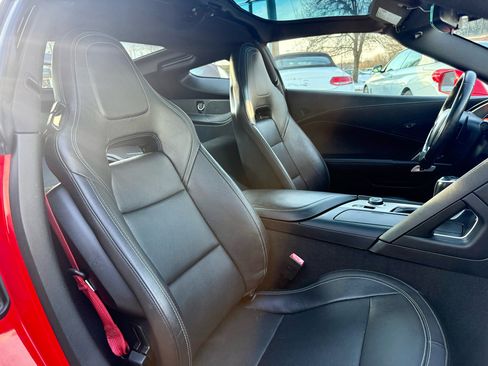 Used 2019 Chevrolet Corvette Stingray Coupe w/ Battery Protection Package image 20