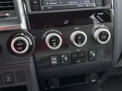 Used 2019 Toyota Sequoia Limited image 18