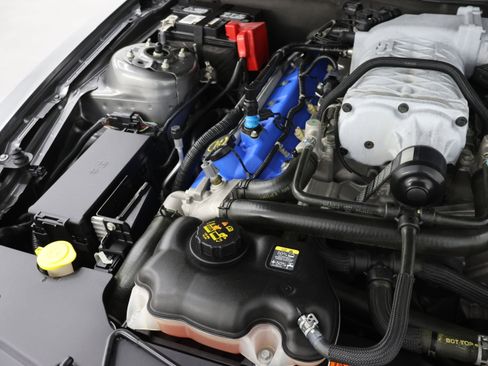 Used 2013 Ford Mustang Shelby GT500 RWD image 17