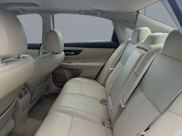 Used 2014 Nissan Altima 2.5 SV w/ Convenience Package FWD image 12