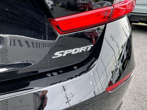 Used 2020 Honda Accord Sport image 10
