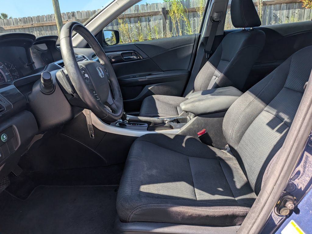 Used 2013 Honda Accord Sport image 10