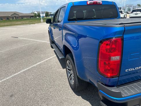 Used 2021 Chevrolet Colorado W/T w/ Custom Special Edition RWD image 8