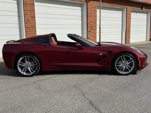 Used 2019 Chevrolet Corvette w/ 2LT Preferred Equipment Group image 37