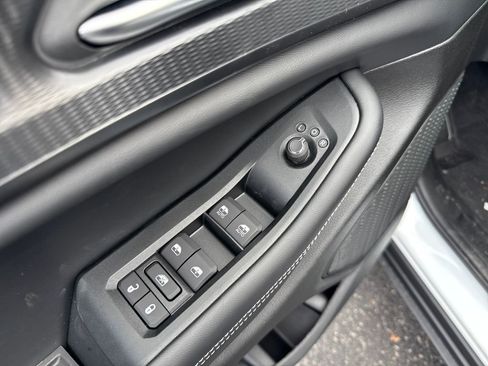 New 2025 Jeep Grand Cherokee Laredo X w/ Trailer Tow Package image 12