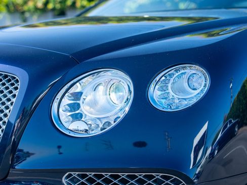 Used 2016 Bentley Continental GT image 16