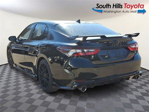 Used 2021 Toyota Camry TRD w/ TRD Package w/JBL Audio image 4