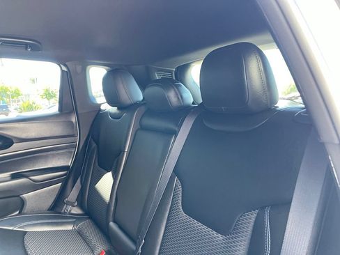 New 2026 Jeep Compass Latitude AWD/4WD image 12