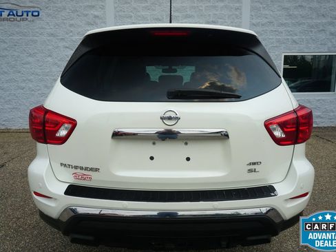 Used 2017 Nissan Pathfinder SL w/ Trailer Tow Package AWD/4WD image 15