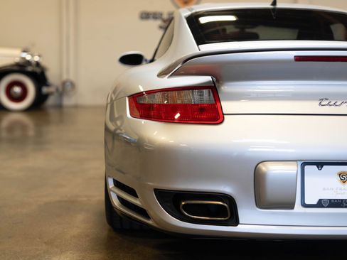 Used 2007 Porsche 911 Turbo image 39