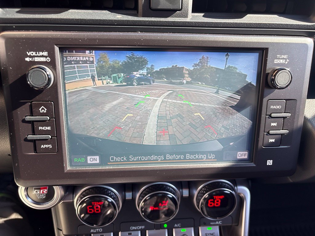 Used 2022 Toyota GR86 Premium w/ ALL Weather Mat Package (TMS) RWD image 16