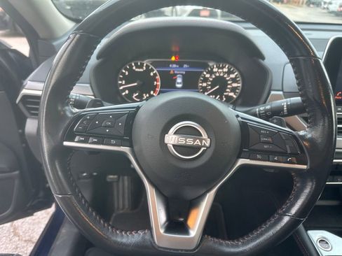 Used 2023 Nissan Altima 2.5 SR image 13