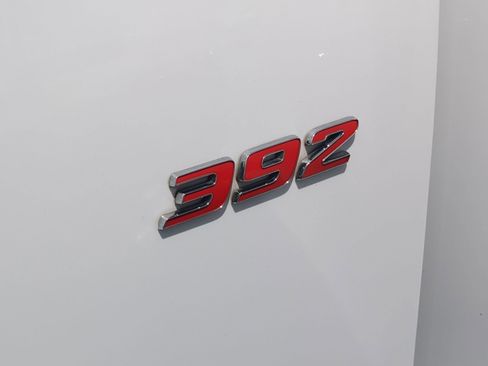 Used 2022 Dodge Durango SRT AWD/4WD image 31
