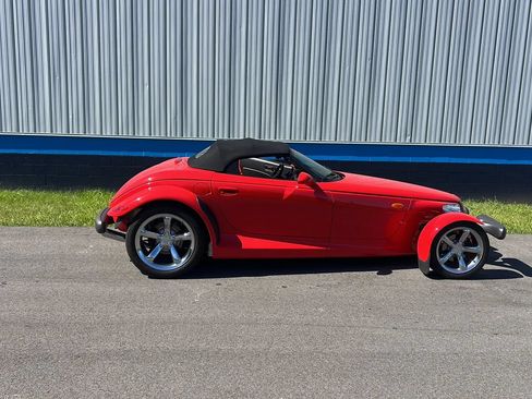 Used 1999 Plymouth Prowler RWD image 30
