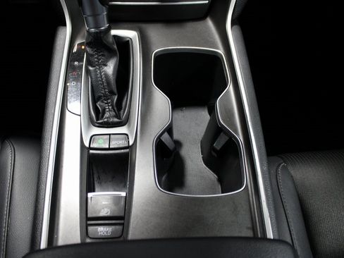 Used 2019 Honda Accord Sport image 30