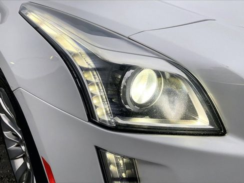 Used 2019 Cadillac CTS Luxury image 31