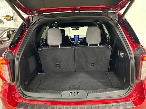 Certified 2020 Ford Explorer ST w/ ST Street Pack AWD/4WD image 33