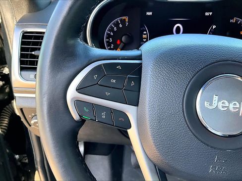 Used 2019 Jeep Grand Cherokee Limited w/ Trailer Tow Group IV image 23