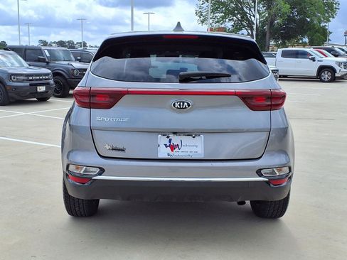 Used 2022 Kia Sportage LX w/ LX FWD Value Edition Package image 7