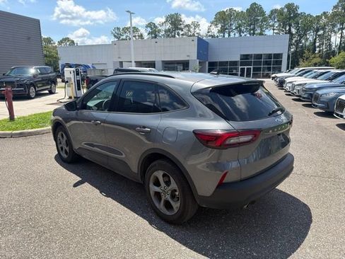 Used 2025 Ford Escape ST-Line Select AWD/4WD image 8