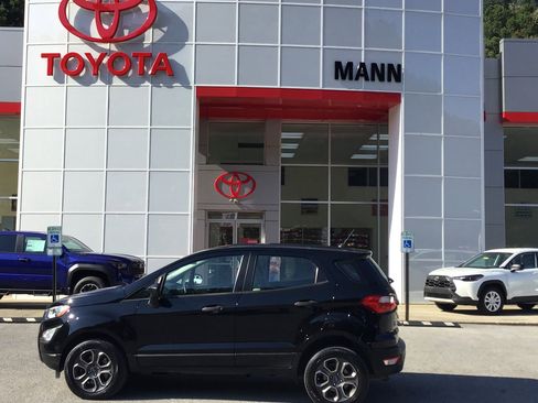 Used 2018 Ford EcoSport S image 1