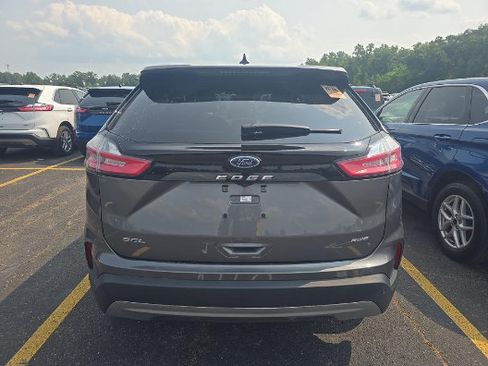 Used 2023 Ford Edge SEL w/ Convenience Package AWD/4WD image 5