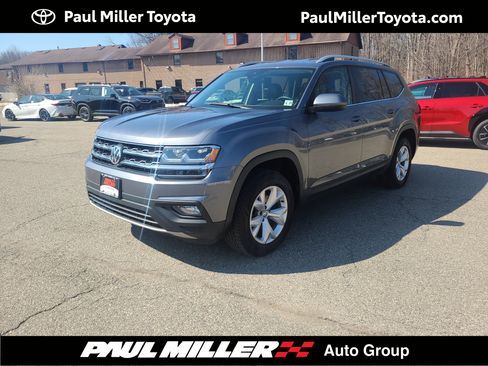 Used 2018 Volkswagen Atlas SE image 1