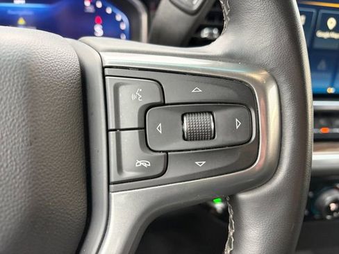 Used 2025 Chevrolet Silverado 1500 LT AWD/4WD image 8