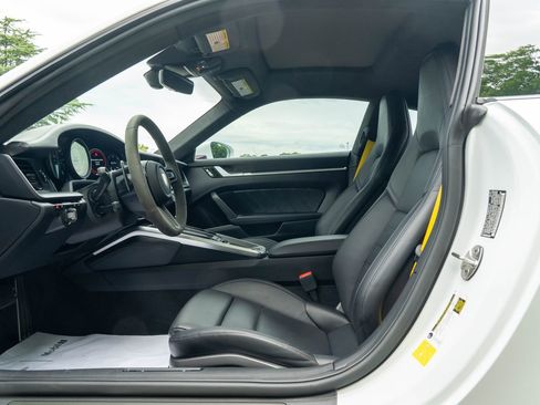 Certified 2021 Porsche 911 Turbo S image 25