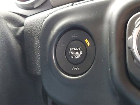 Used 2019 Jeep Wrangler Unlimited Rubicon image 14
