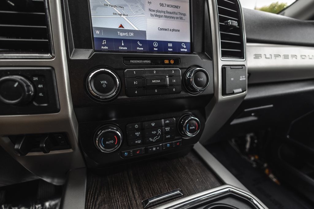 Used 2021 Ford F250 Lariat w/ Tremor Off-Road Package AWD/4WD image 17