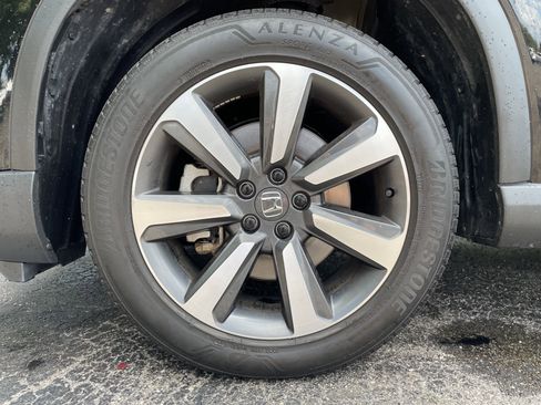 Certified 2023 Honda Pilot Elite image 10