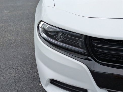 Used 2023 Dodge Charger SXT w/ Blacktop Package image 10