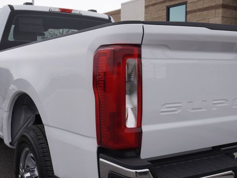 New 2026 Ford F350 XL w/ XL Chrome Package RWD image 19