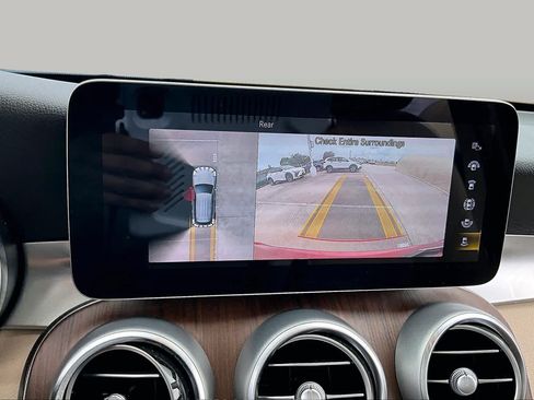 Used 2022 Mercedes-Benz GLC 300 image 24