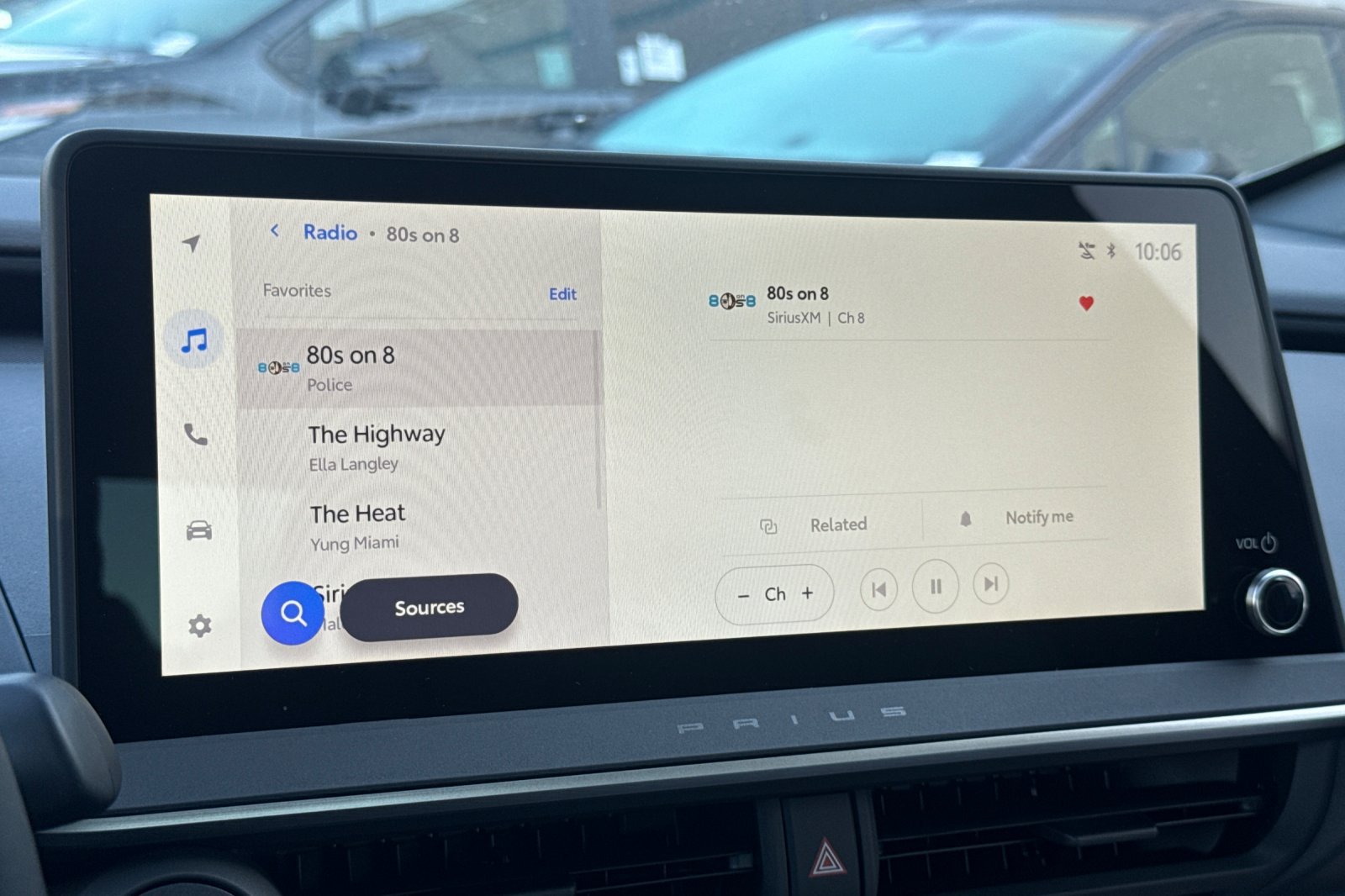New 2027 Toyota Prius Limited AWD/4WD image 19