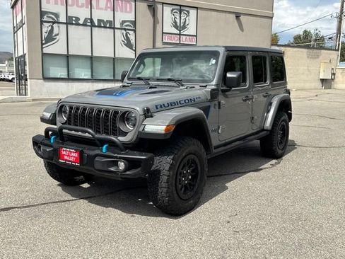 Used 2023 Jeep Wrangler Unlimited Rubicon 4xe AWD/4WD image 11