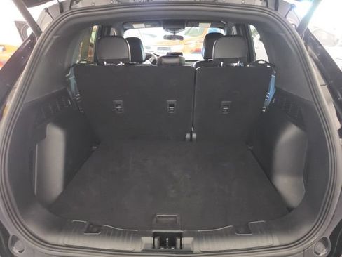 Used 2025 Ford Escape ST-Line Select AWD/4WD image 16