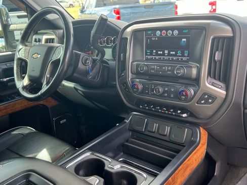 Used 2017 Chevrolet Silverado 3500 High Country w/ Duramax Plus Package AWD/4WD image 19