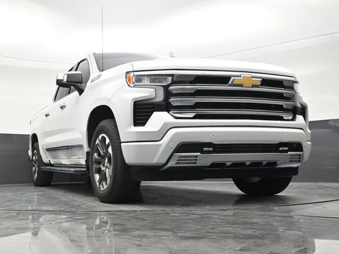 Used 2024 Chevrolet Silverado 1500 High Country w/ Technology Package RWD image 26